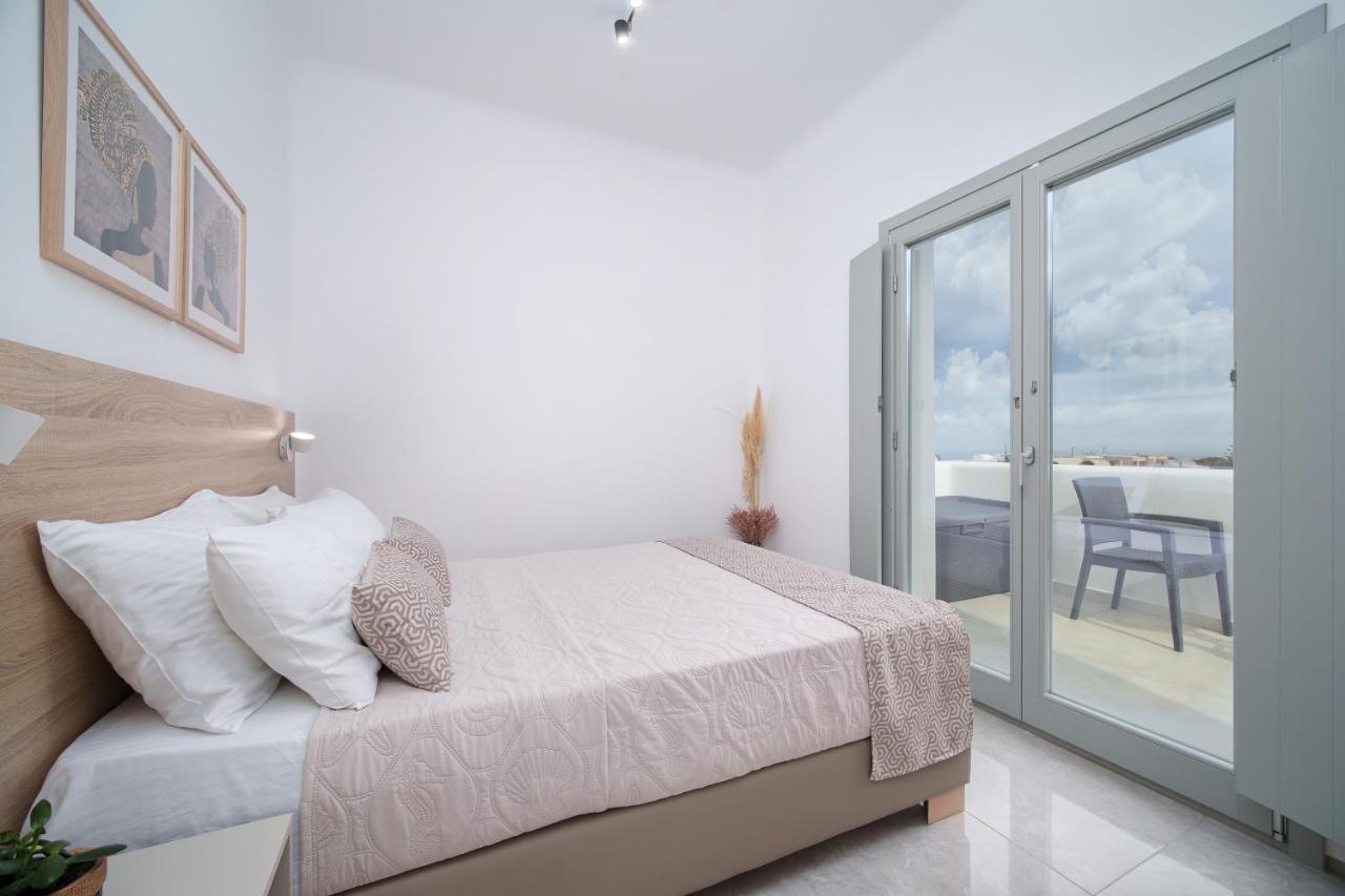 Seaview Lägenhet Fira  Exteriör bild